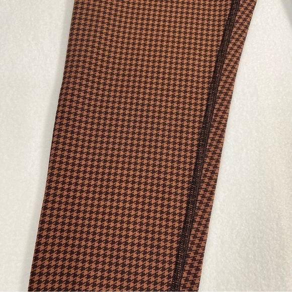 OFFLINE by AERIE Mini Brown and Black Houndstooth Drawchord Leggings Size XS - Picture 5 of 12